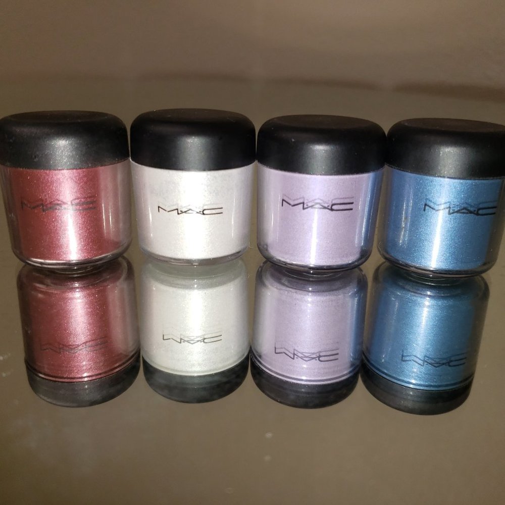 MAC Pigment Bundle-Maroon